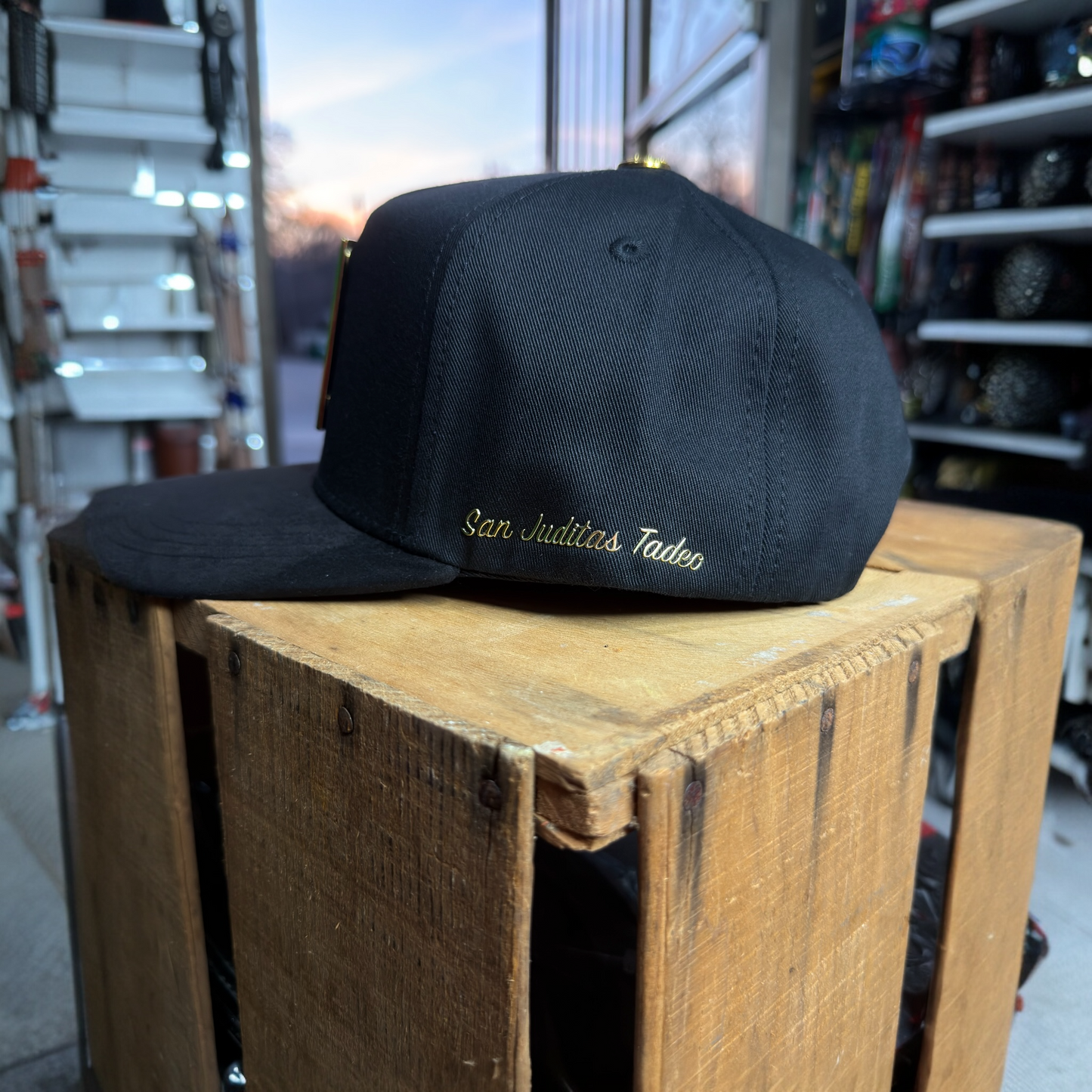 Bigg Boss San. Judas black