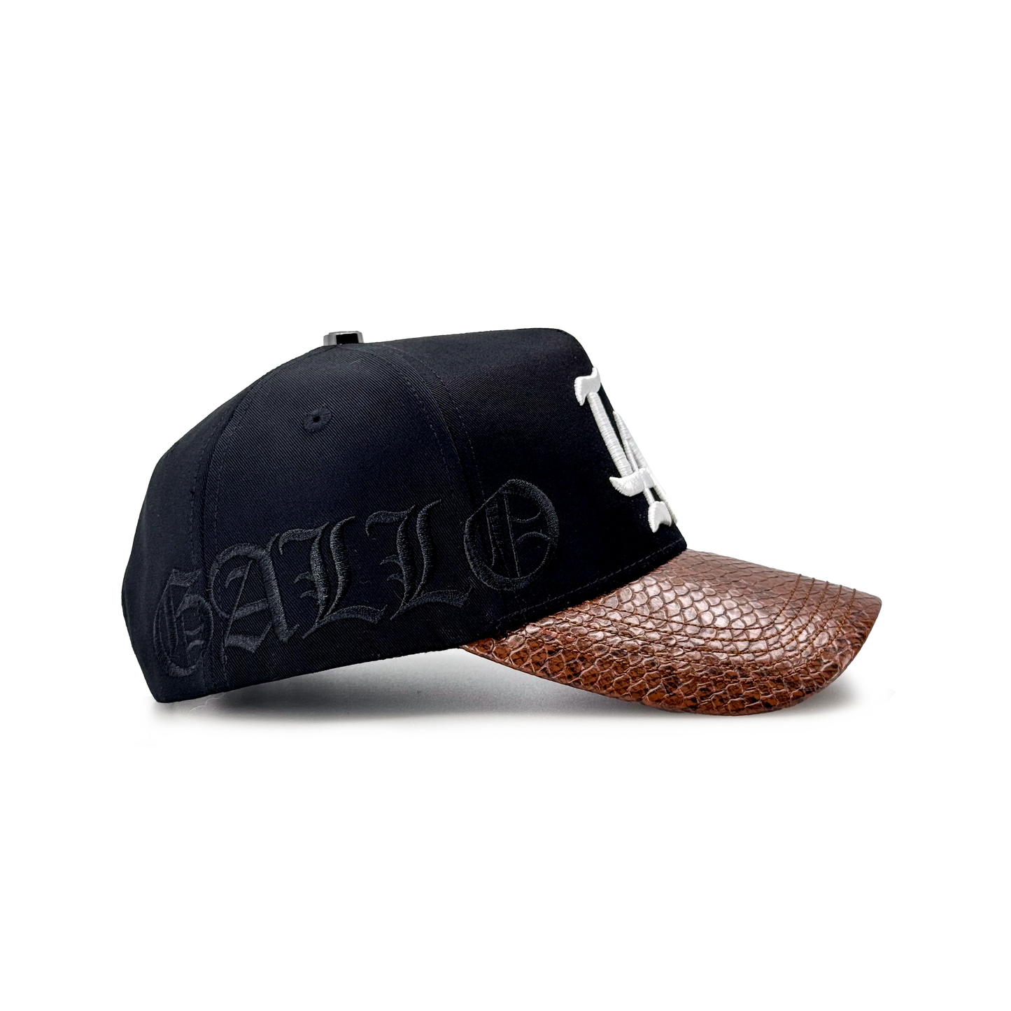 Gallero Snake Snapback
(500 MADE)full set