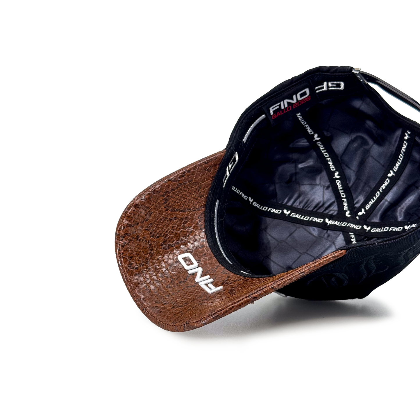 Gallero Snake Snapback
(500 MADE)full set