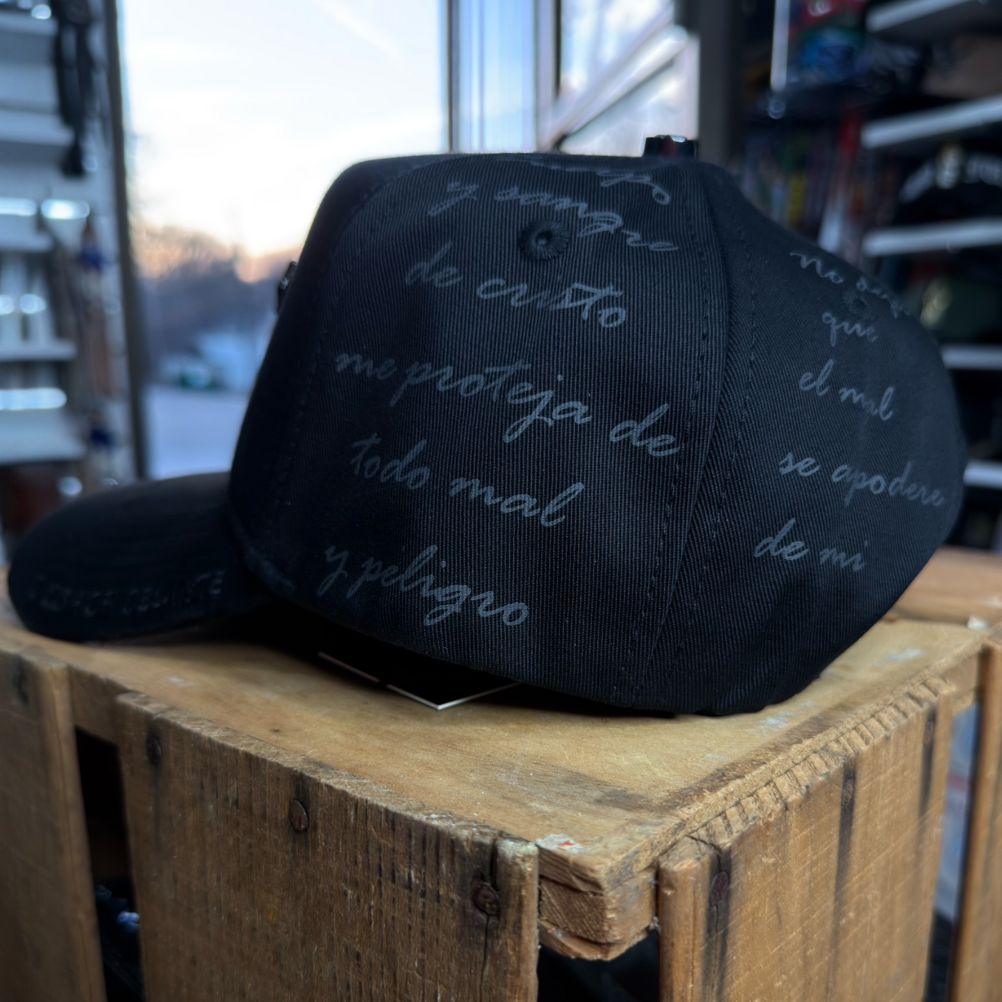 Capfans Black cross