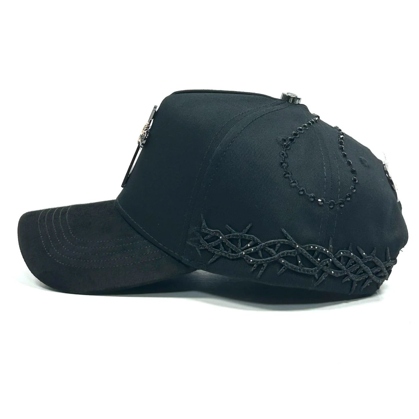 CRUZ  all black