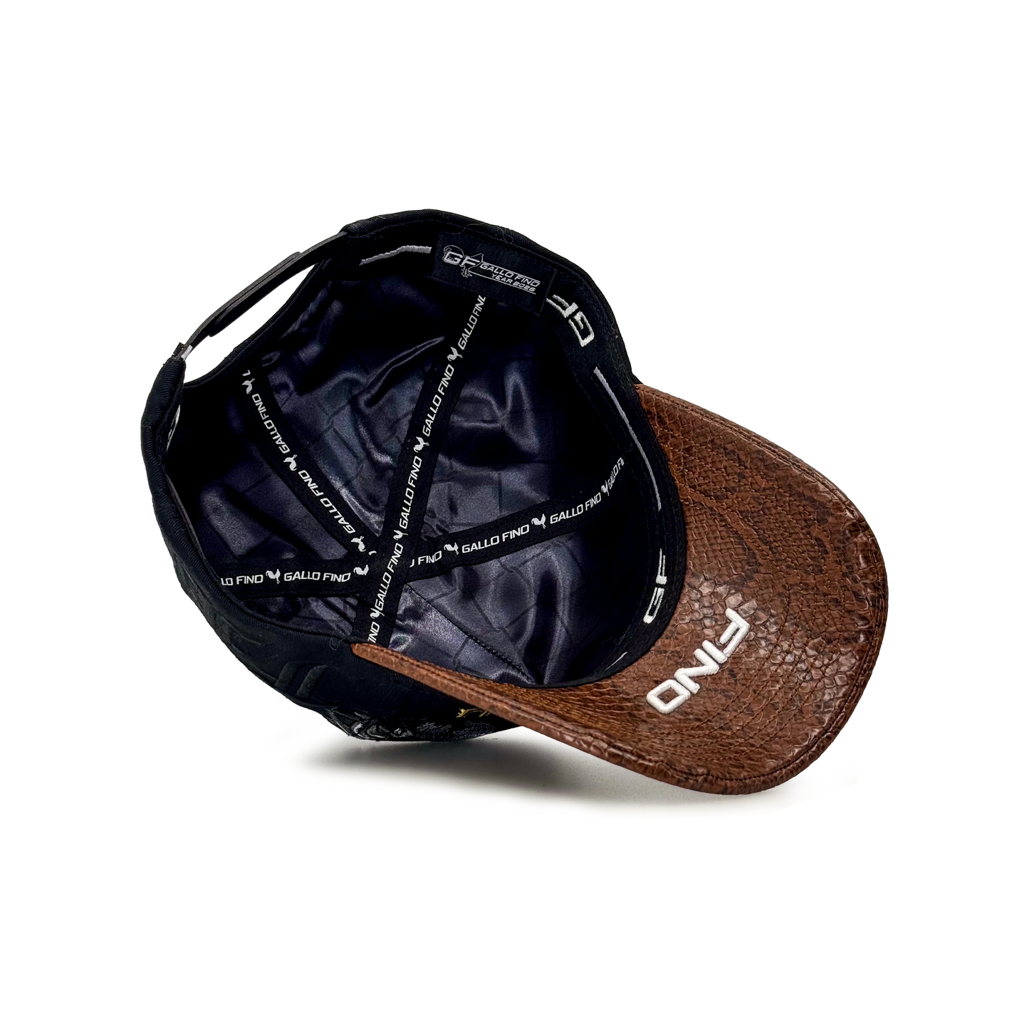 Gallero Snake Snapback
(500 MADE)full set