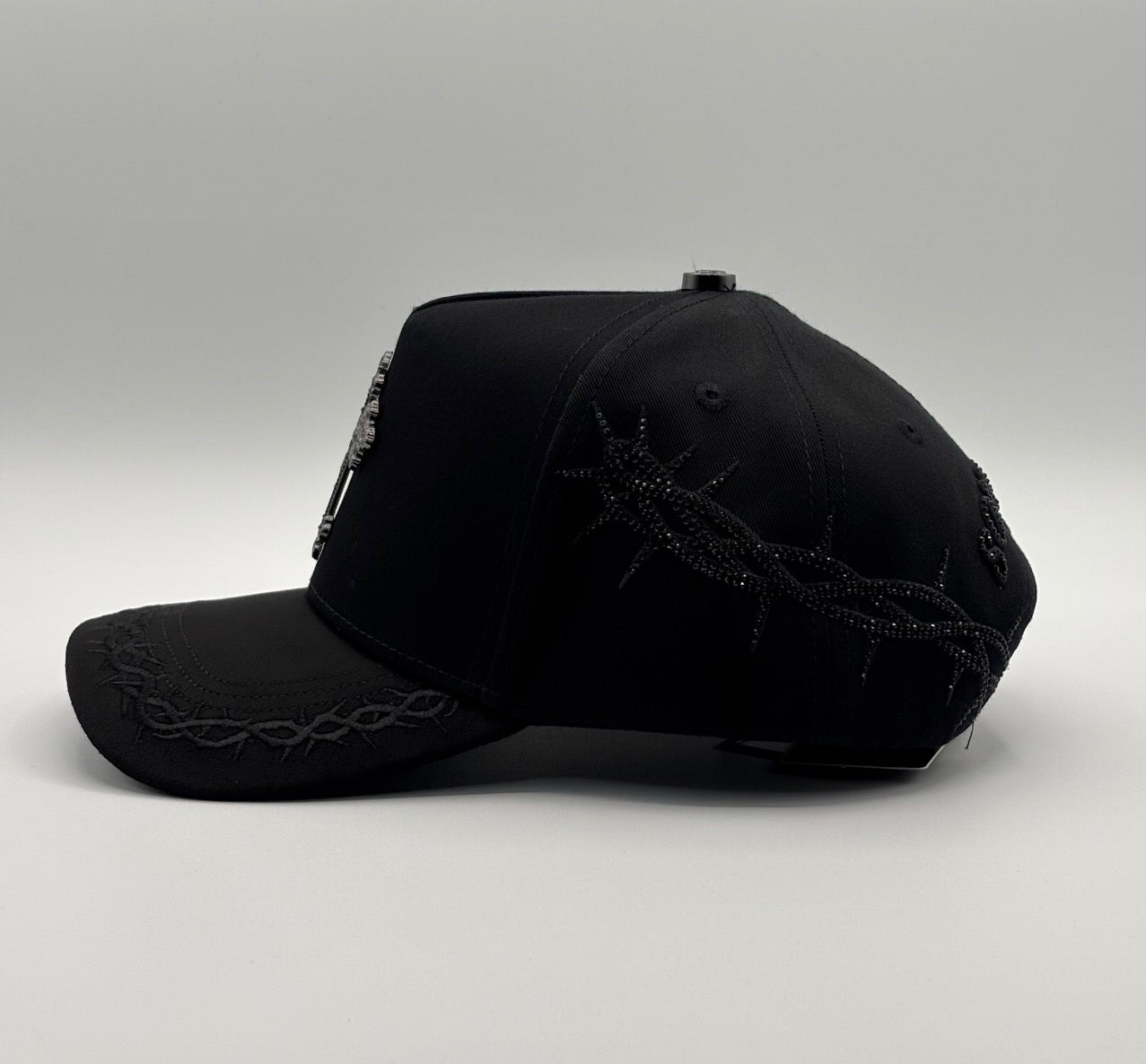 Cruz black