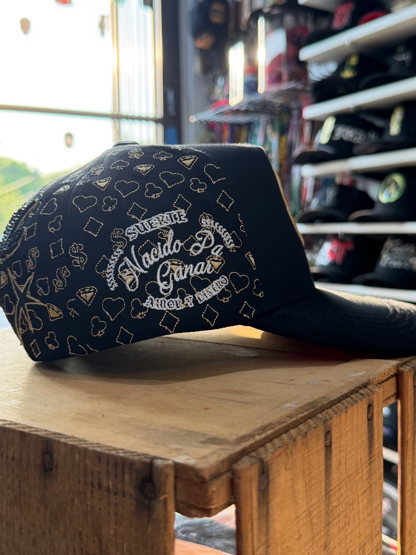 Chava hats Trébol dorado